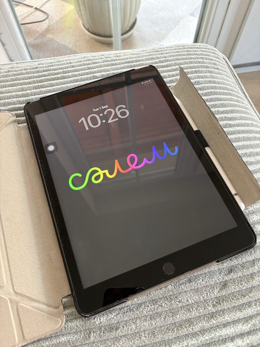 iPad 9th generation 64GB + creion