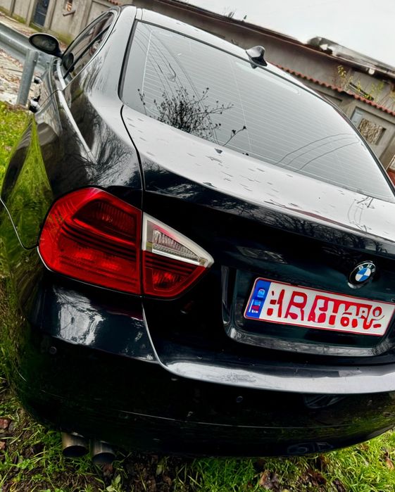 Dezmembrez BMW E90 325i 218HP an 2007+ 320d 2010 EUROPA Black sapphire