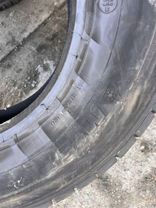 2 anvelope camion tractiune 315/70/22.5 , Truckstar , 13-14 mm