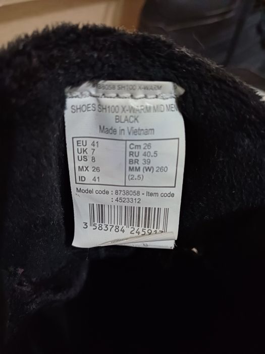 Vând ghete toamna,iarna