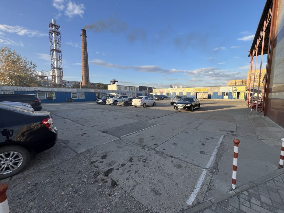 Уличный бутик (Склад)на Рынке Дом Бытовой Техники(Карибжан)