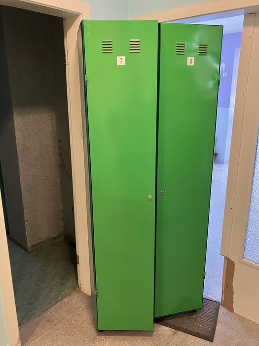 Метални гардероби/шкафове