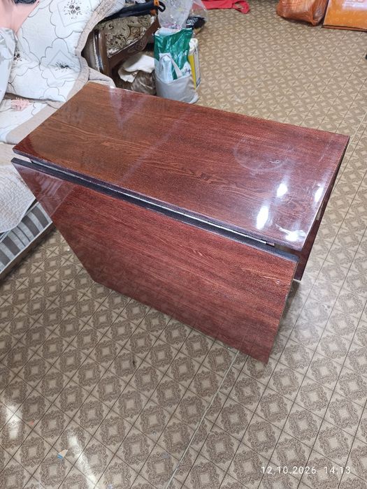 Стол книжка 10 000