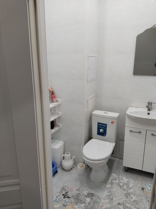 Продам   2 х комнтный квартиру