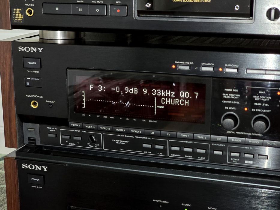 Linie audio SONY ,deck TC-K970ES, cd-player CDP-X555ES, amplificator