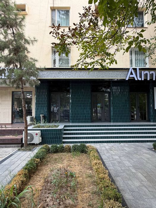 Нежилое 50кв.м. С арендатором тур фирма, 1 линия  срочно