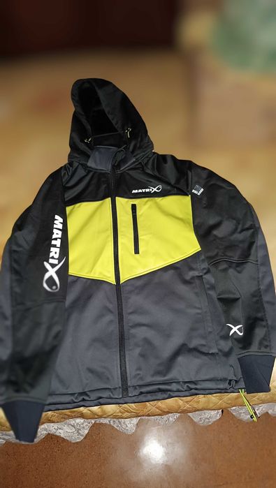 Яке Matrix + суичър