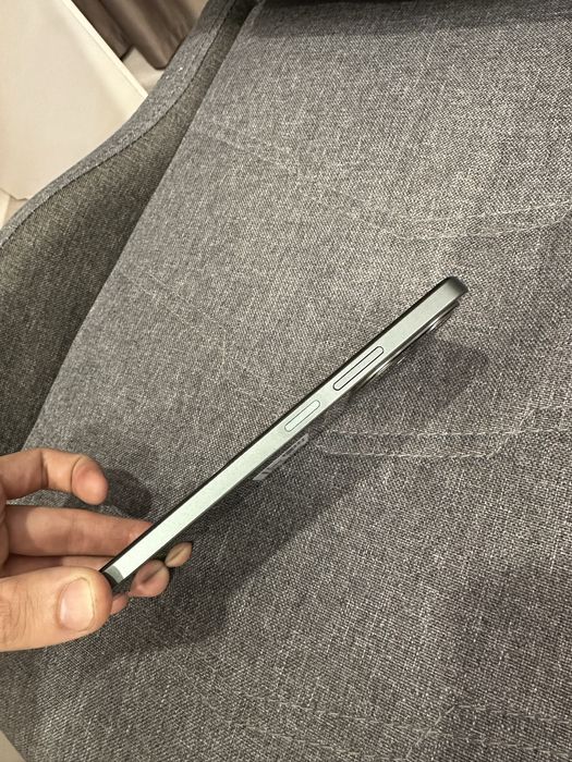 Продам смартфон Realme