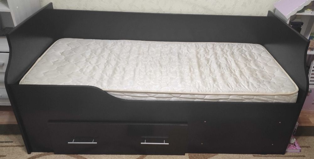 Детская кровать из ЛДСП 1,8*0,75