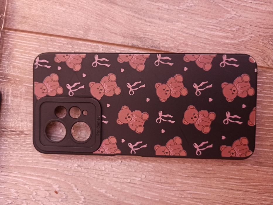 Продавам калъфи за телефон xiaomi redmi note 12