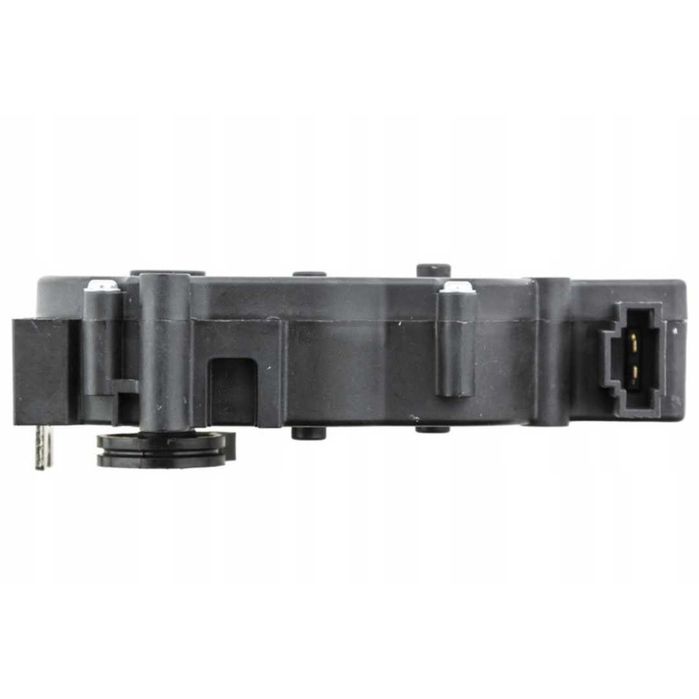 Моторче за заключване на багажник Mercedes C CLASS W204 W212 GLA комби