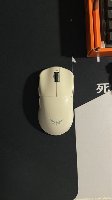 «Клавиатура / мышь / наушники + бонусы»