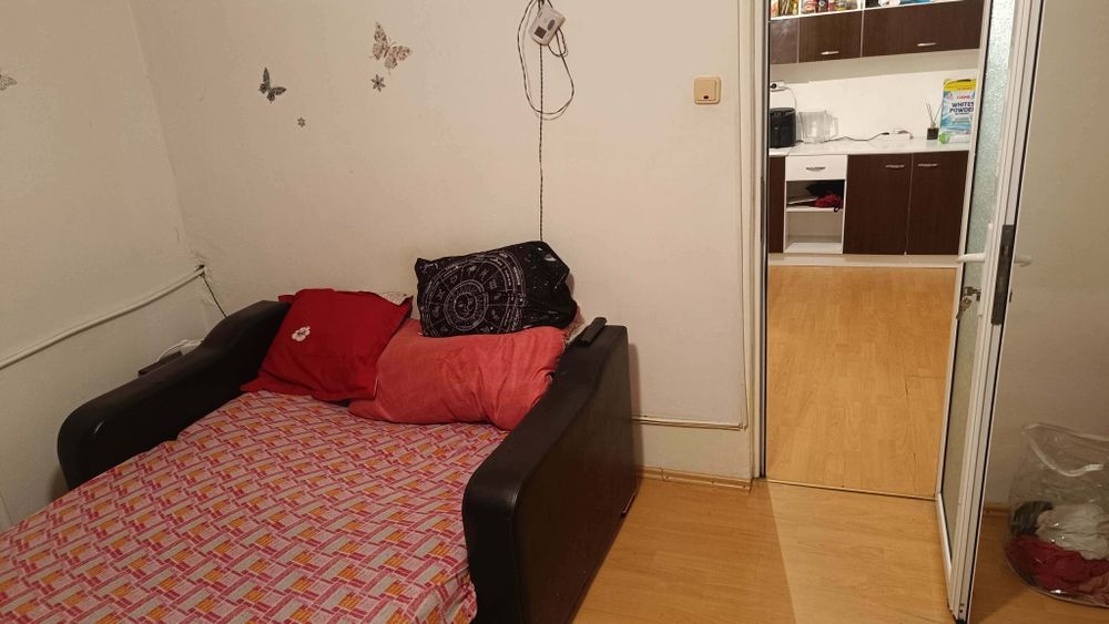 Garsoniera de închiriat