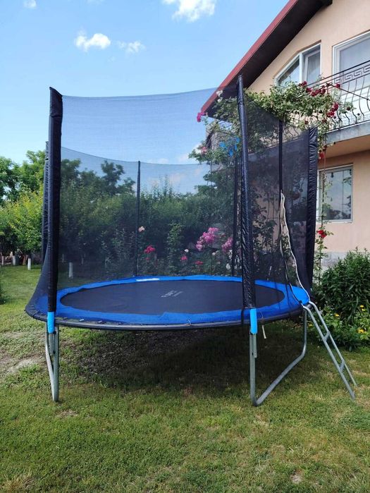 Trambulina DECATHLON 3.05cm diametru cu plasa de siguranta,culoarea neagra