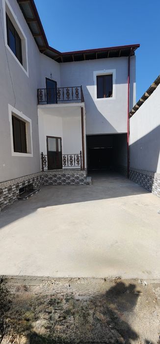 Продается участка в м-в. Строитела. Сергелийский район.

Дом построен