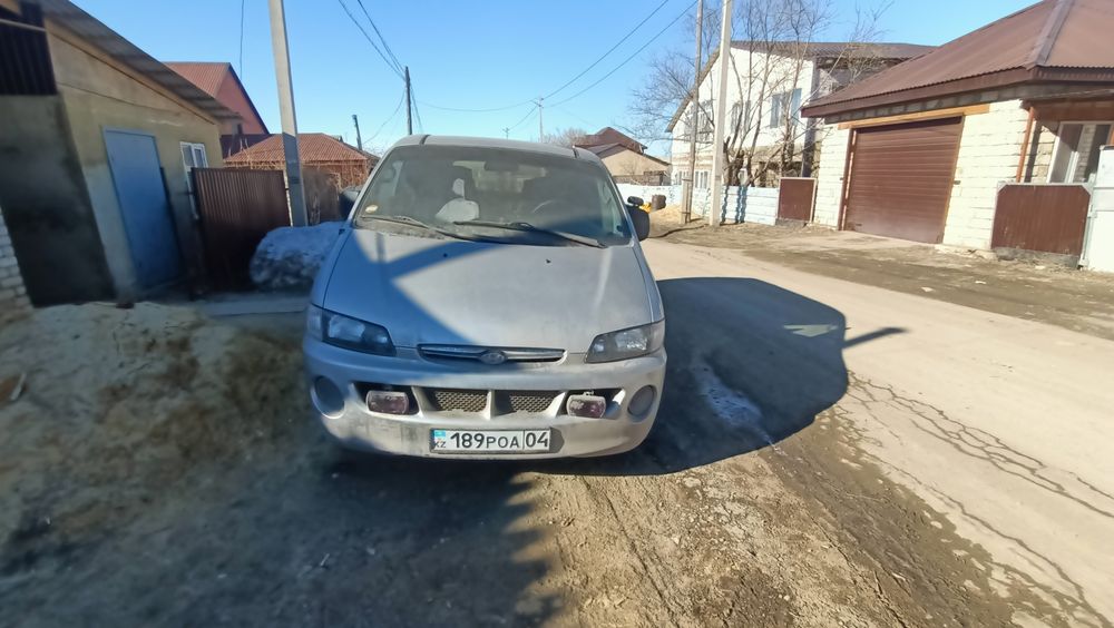 Продам хундай Старекс 1999года