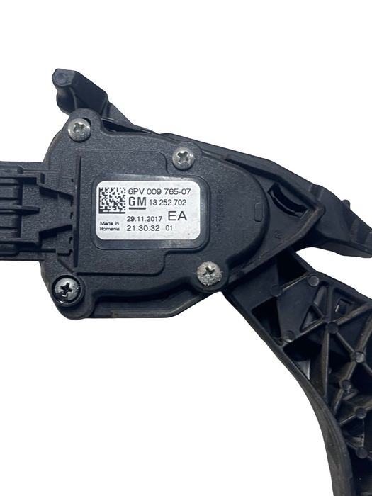 Pedala De Acceleratie Opel Astra J Notchback 2018 - > 13252702
