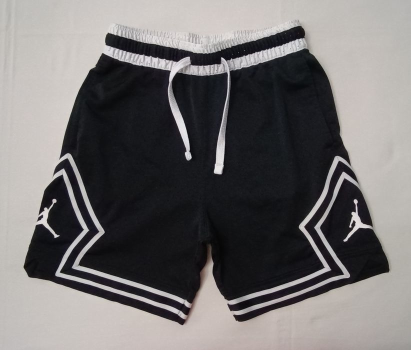 Jordan AIR Nike Diamond Shorts оригинални гащета S Джордан Найк черни шорти спорт