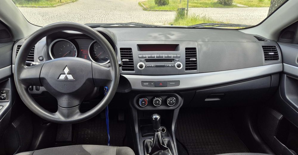 Mitsubishi Lancer 1.6 - 2011