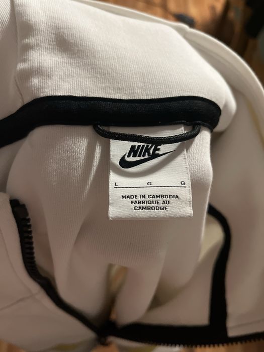 Nike Tech L ( Fit M , L )