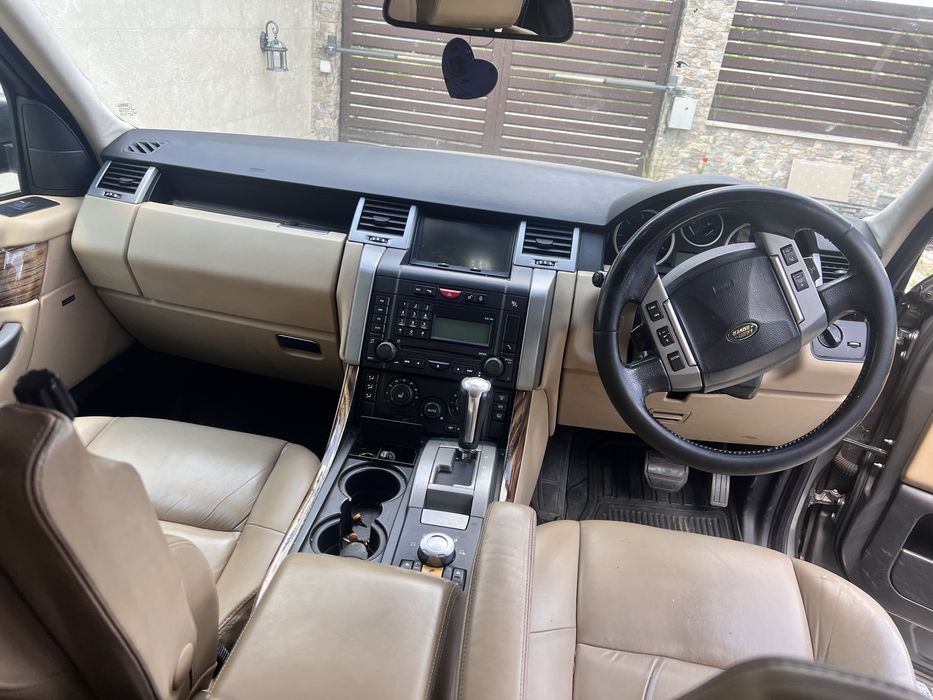vând range rover 2.7