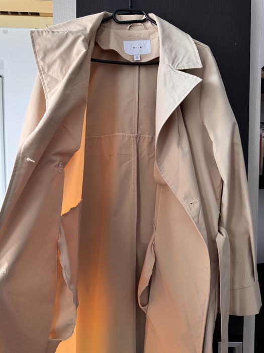 Trench-pardesiu de toamna