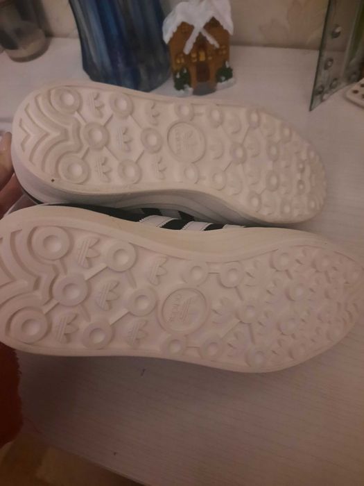 Продам новые кеды
