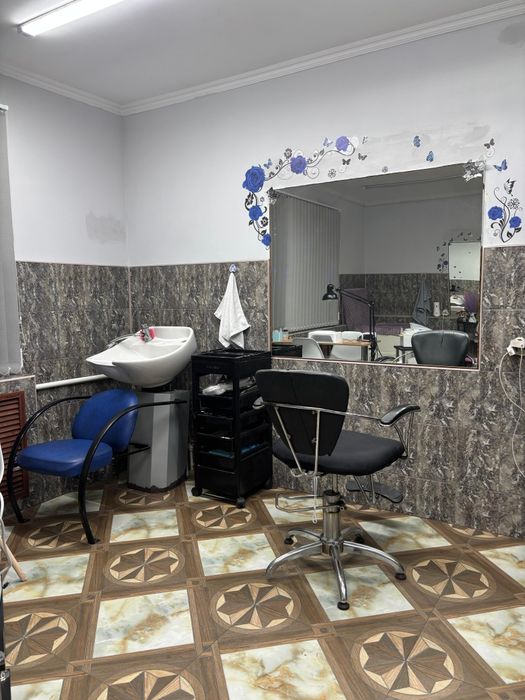 Сдаётся парикмахерское кресло | Студия «Артемида»