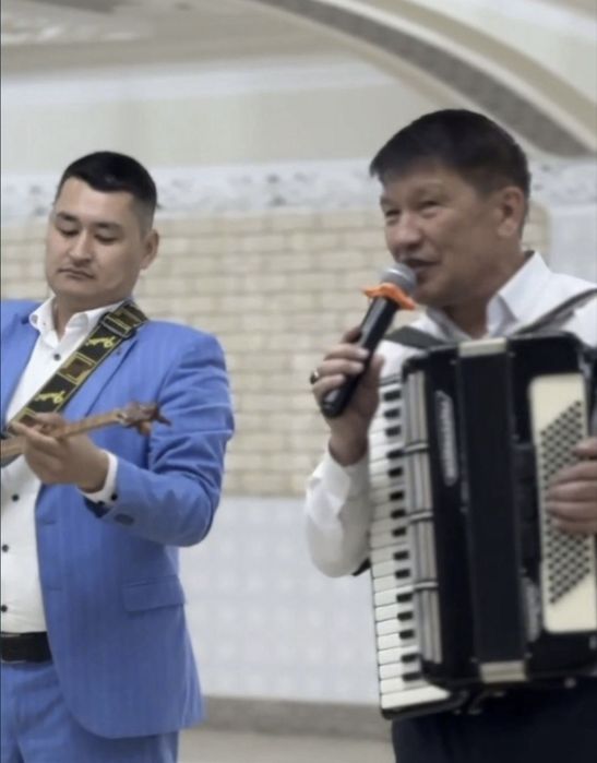Тамада, асаба , музыкальная аппаратура, видеокамера