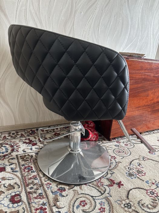 Кресло для парикхмахеров