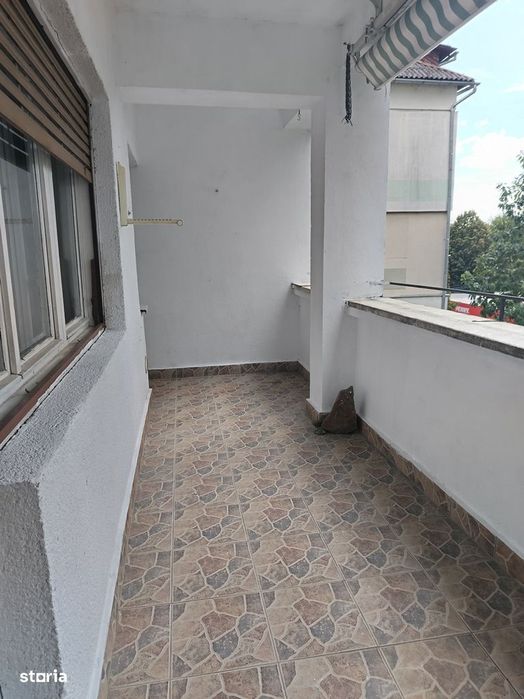 cv 171 Al.Odobescu, apartament 3 camere ,etaj III+garaj sub bloc +beci — fotografia 3