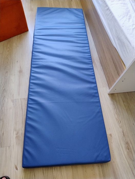 Гимнастически дюшек 180х60х6 см