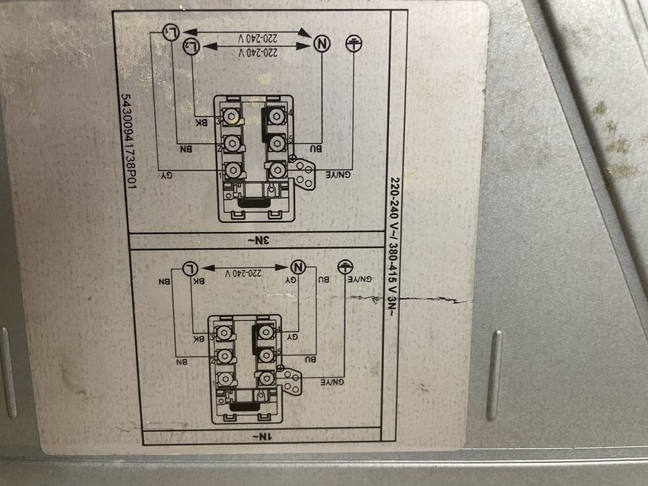 Индукционен плот Siemens EX645LYC1E iQ700, Черен, Инокс