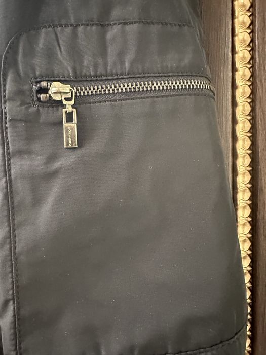 Продам женскую куртку