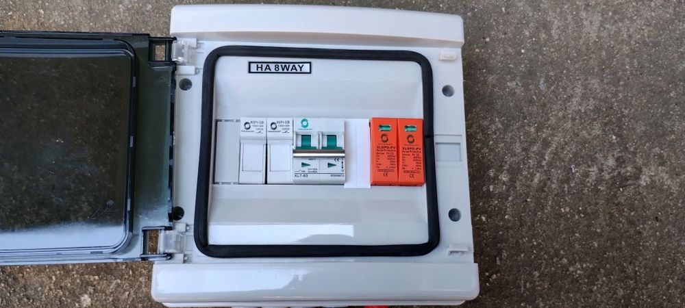 Vând tablou siguranțe fotovoltaice