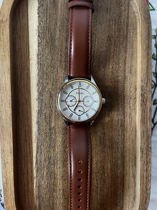 Нови дамски часовници Casio g-shock Fossil Rosefield