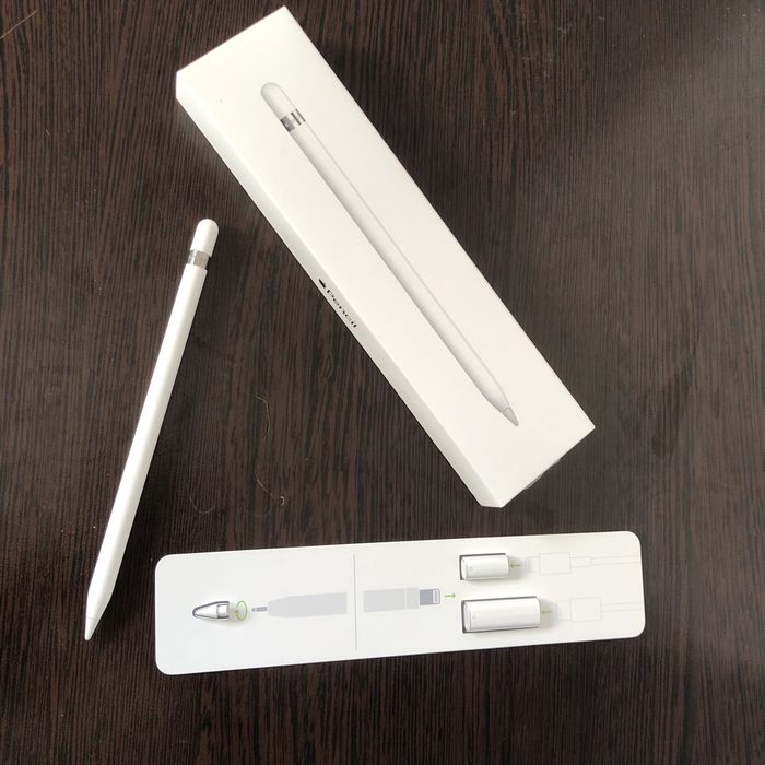 I-pad 10th gen 64GB Wi-Fi + Apple pencil 1st gen | impecabil
