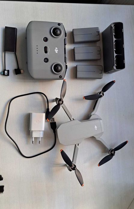 Дрон DJI Mini 2 Fly More Combo, 4K