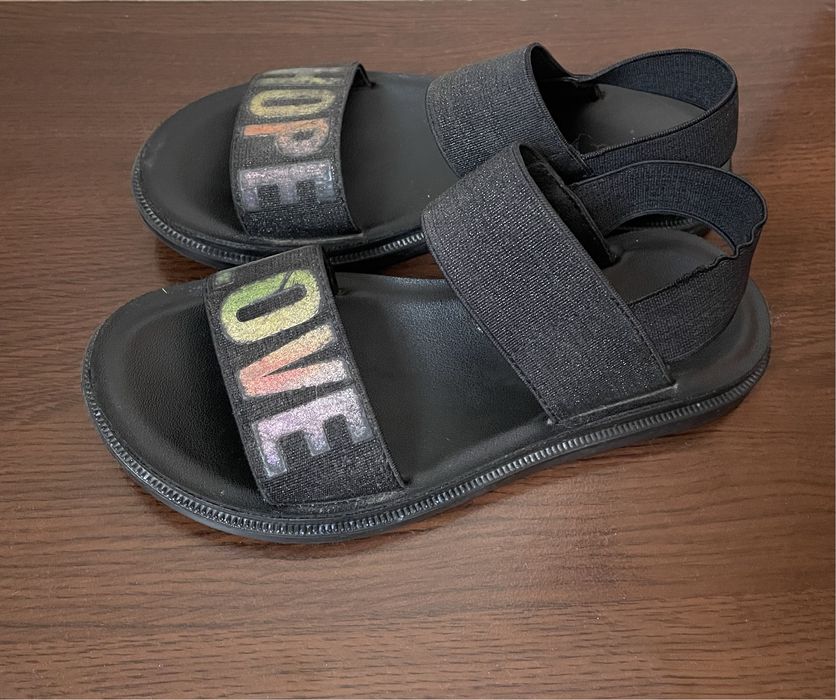 Страхотен лот (сандали и кецове на nelli blu) за сладурка н-р 31!