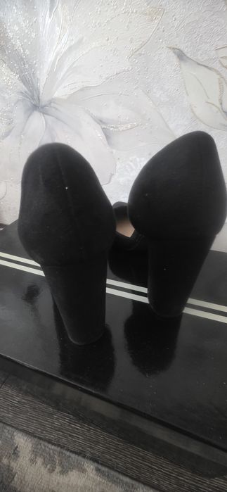 Продам туфли 37р.