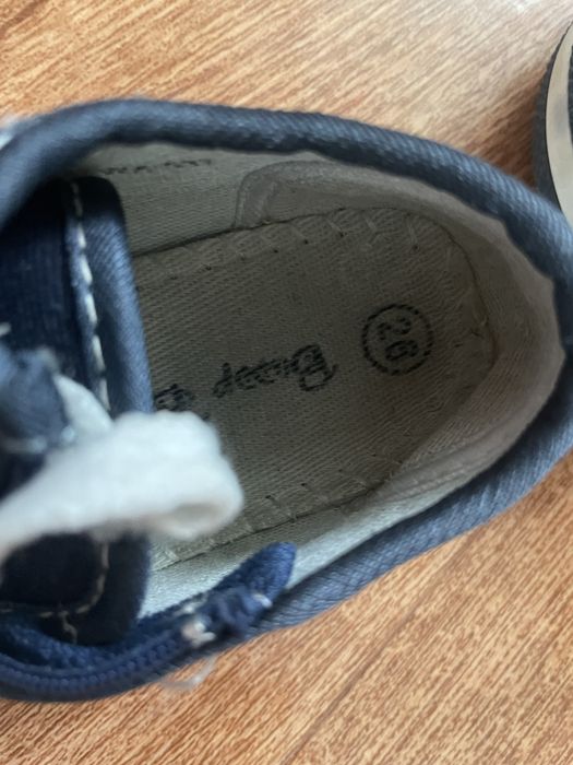 Продам обувь детскую для мальчиков