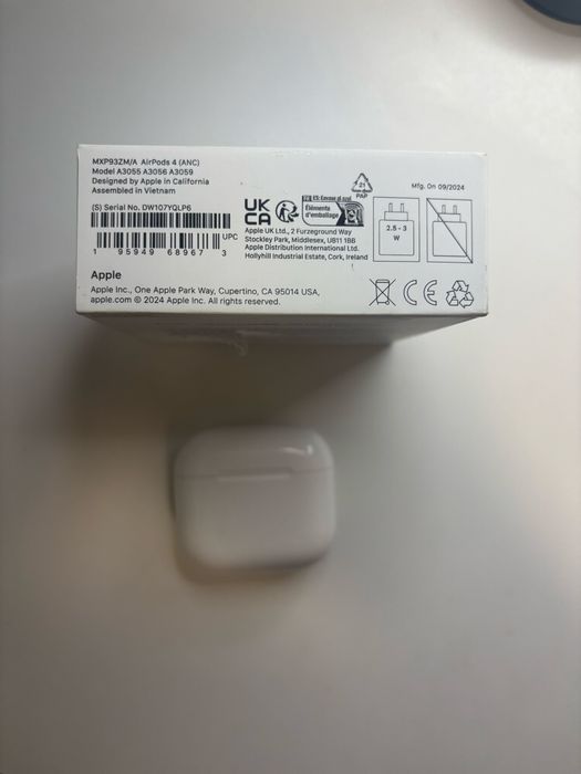 Airpods 4 anc - 1 година гаранция