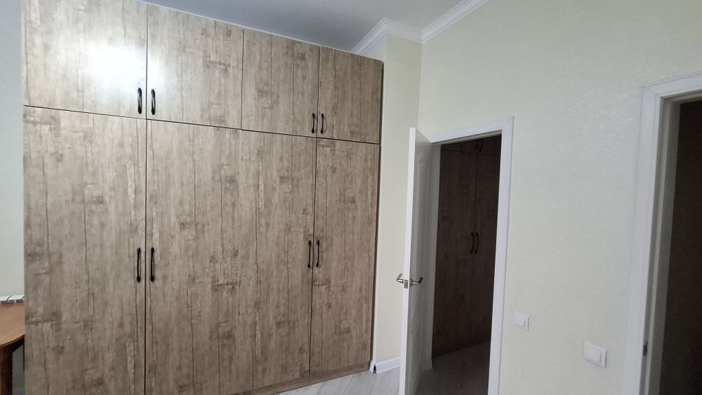 Шкаф мебель шифоньер