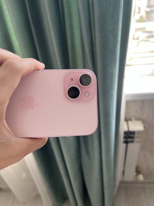 Iphone 15 розовый 256ГБ