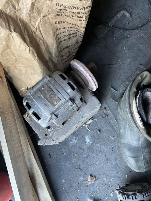 Продам электродвигатели