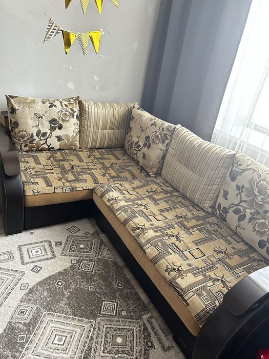 Продам угловой диван