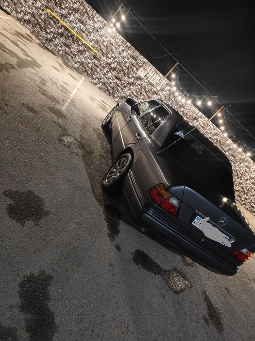 Мерседес W124 2.2 автомат