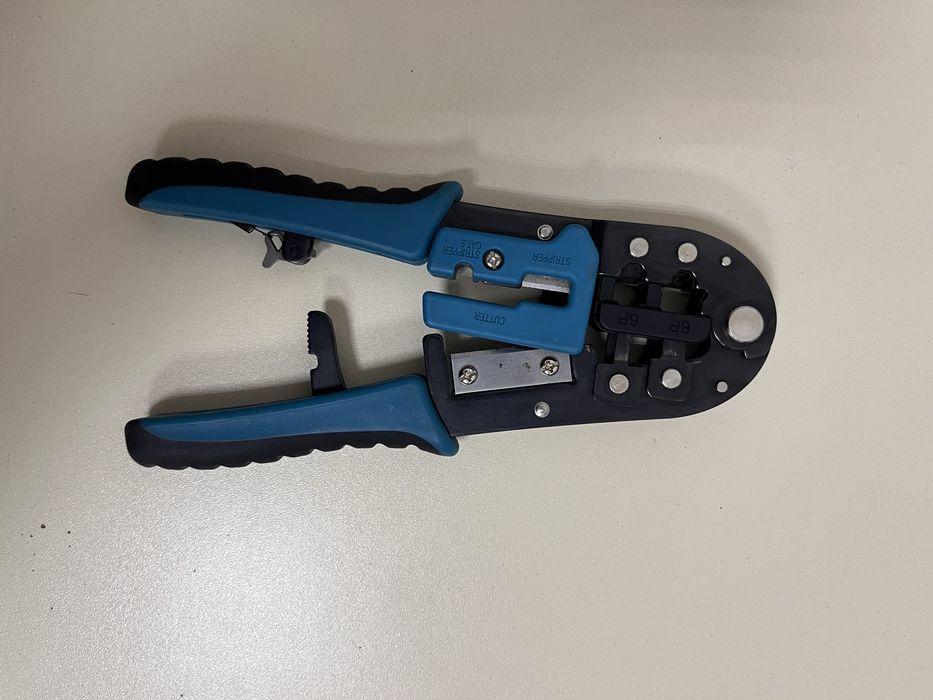 Клещи для обжима телефонных и компьютерных клемм