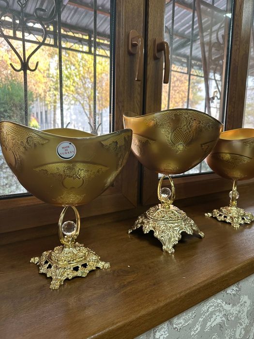 Набор из трех богем [Багема, ваза]