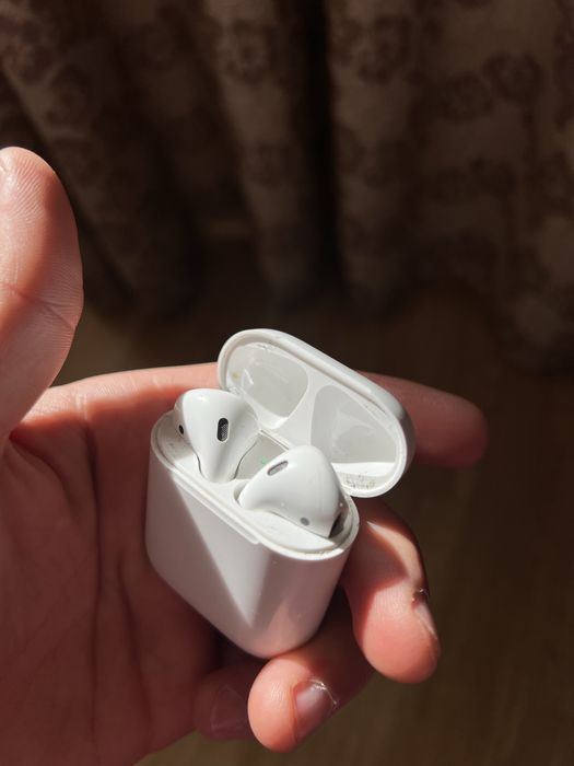 AirPods 2 (оригинал)